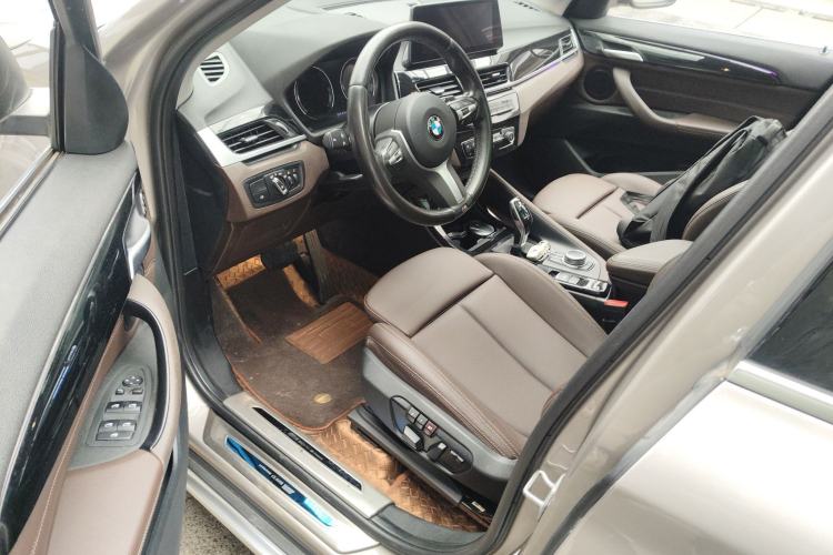 Used BMW X1 2020 sDrive20Li Premium Edition Driver Seat