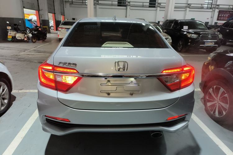Used Honda Crider 2013 1.8L automatic comfort version