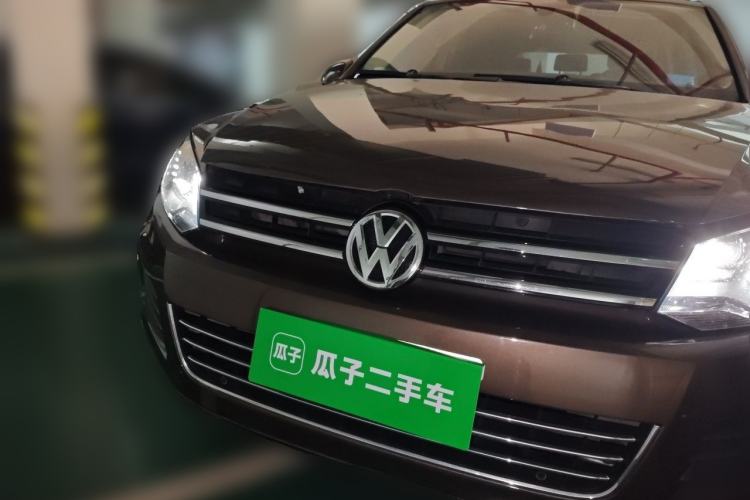 Used Volkswagen Touareg 2012 R-Line High-End Model