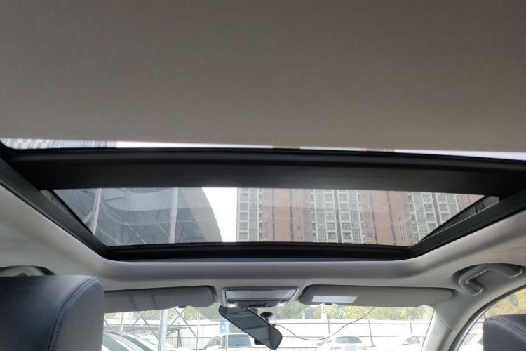 Used Honda CR-V 2017 240TURBO CVT Front-Wheel Drive Fashion Edition