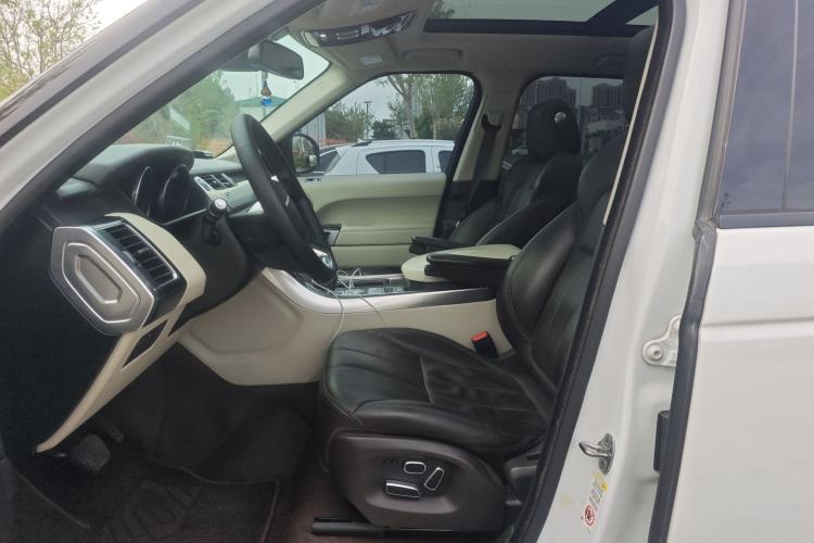 Used Land Rover Range Sport 
