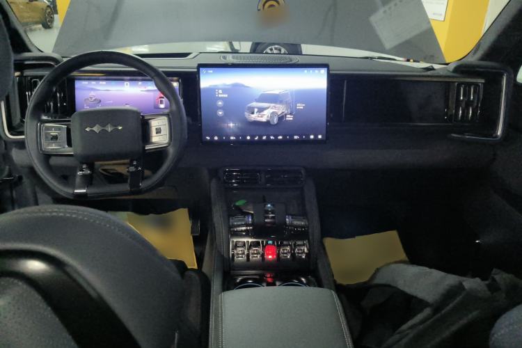 Used Formula Leopard 5 2023 Cloud Ride Flagship Edition