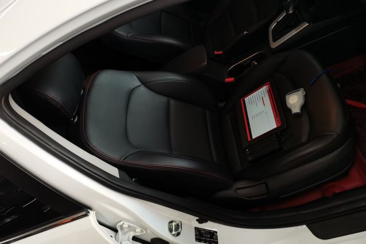 Used Hyundai Elantra (6th Generation / Lingdong) 2016 1.6L Automatic ZhiXuan – Elite Version Right Front Seat