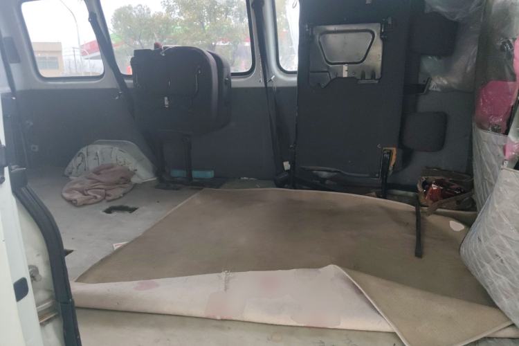 Used JMC Transit 2019 2.8T Commercial Version Long Wheelbase Mid-Roof 6-Seater Rear Single Tire China VI Emission Standard – JX493