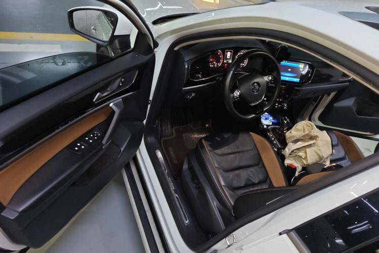 Used Volkswagen Tayron 2019 330TSI Four-Wheel Drive Luxury Version China V Standard
