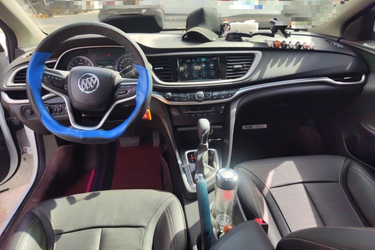 Used Buick GT 2019 18T Automatic Connected Elite Model China VI Standard Center Console