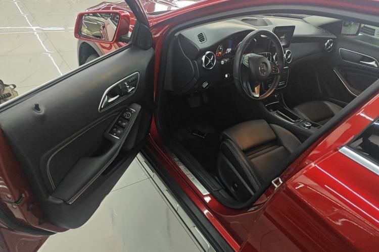 Used Mercedes-Benz GLA 2017 GLA 200 Sport Edition
