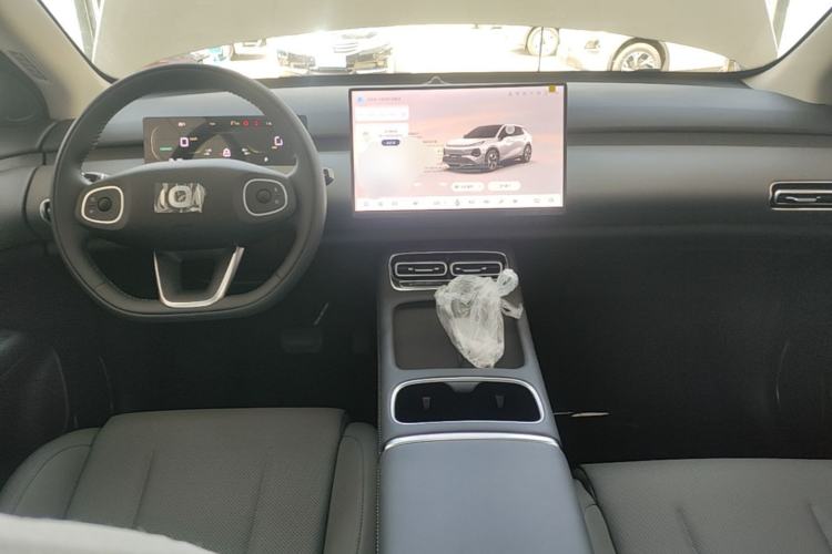 Used CHANGAN NEVO Q05 2026 Model 405Air Center Console