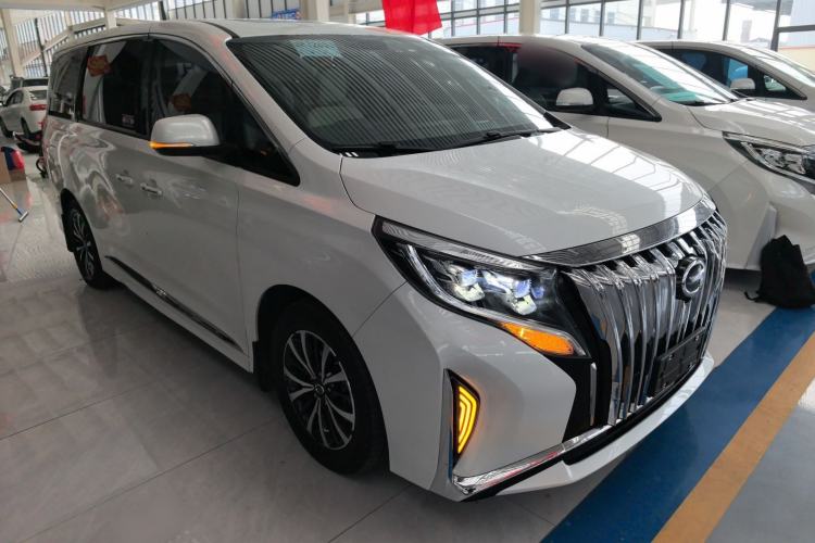 Used GAC Trumpchi M8 2023 Lingxiu Series 390T Luxury Edition Front Right 45 Deg