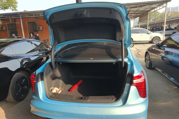 Used Hongqi H5 2023 2.0T Automatic Smart Connect Flagship Edition