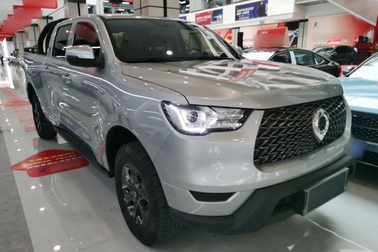 Used Great Wall Poer 2021 2.0T Commercial Version Automatic Diesel Two-Wheel Drive Elite Trim with Long Bed – GW4D20M Front Right 45 Deg