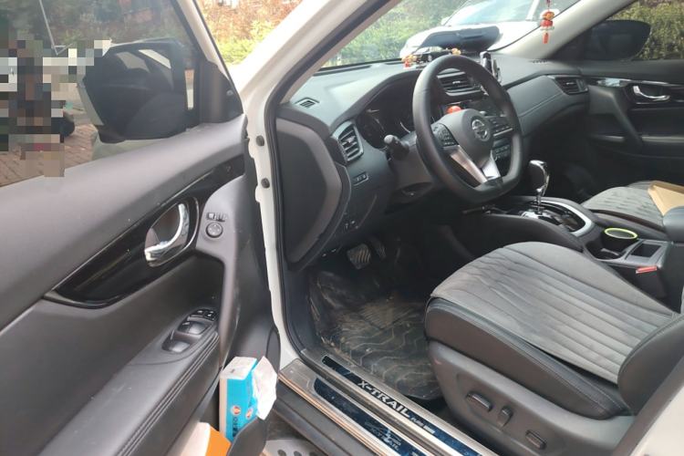 Used Nissan X-Trail 2022 Revised Version 2.0L Two-Wheel Drive Smart Connect Premium Edition
