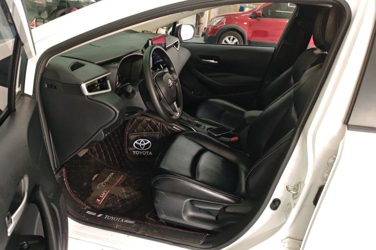 Used Toyota Corolla 2019 1.2T S-CVT GL Pioneer Edition Driver Seat