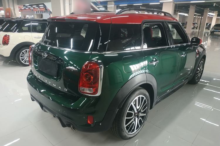 Used MINI JCM COUNTRYMAN 2017 2.0T JOHN COOPER WORKS Traveler
