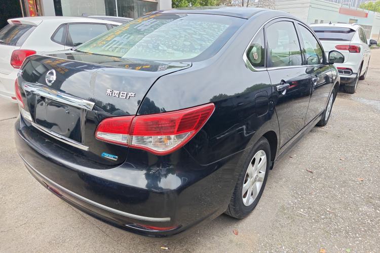 Used Nissan Sylphy 2012 Classic 1.6XE Manual Comfort Edition Rear Right 45 Deg