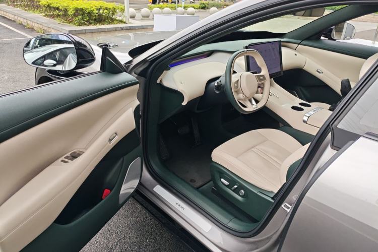 Used Xiaomi Auto YU7 2025 Ultra-Long Range Rear-Wheel Drive Version