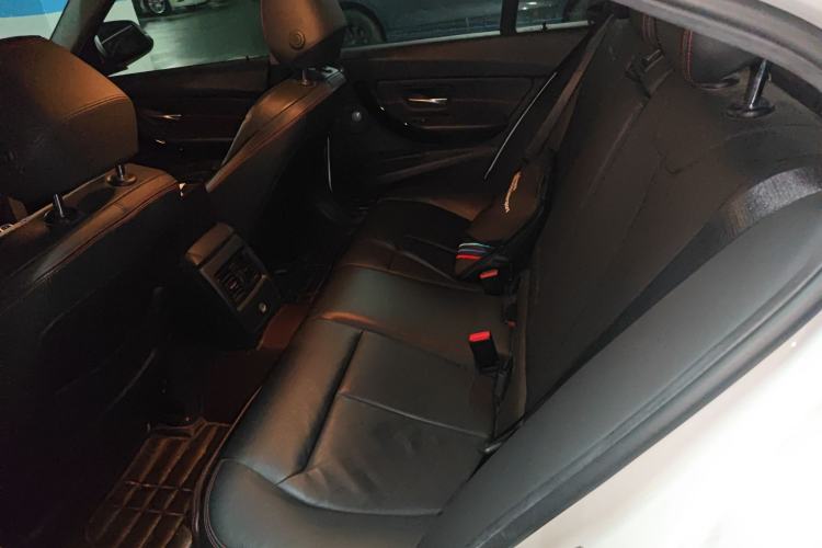 Used BMW 3 Series 2015 320i Sport Design Package