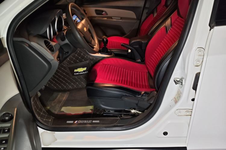 Used Chevrolet Cruze 2013 1.6L SL MT
