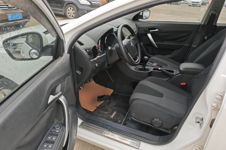 Used MG 5 2012 1.5L Manual Elite Edition Driver Seat