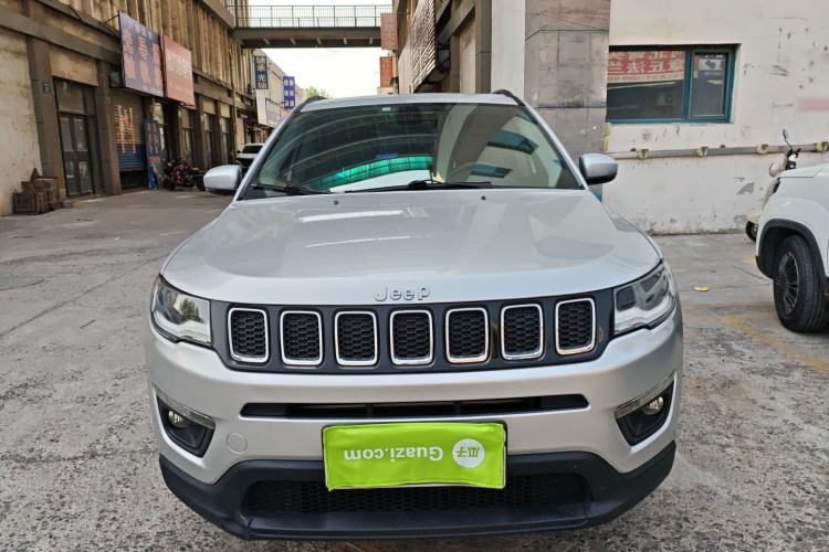 Used Jeep Compass 2017 200T Automatic Family Edition
