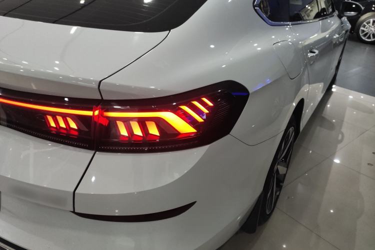 Used Volkswagen Lamando 2024 Lavida L 280TSI DSG Cool & Spicy Edition Exterior 3