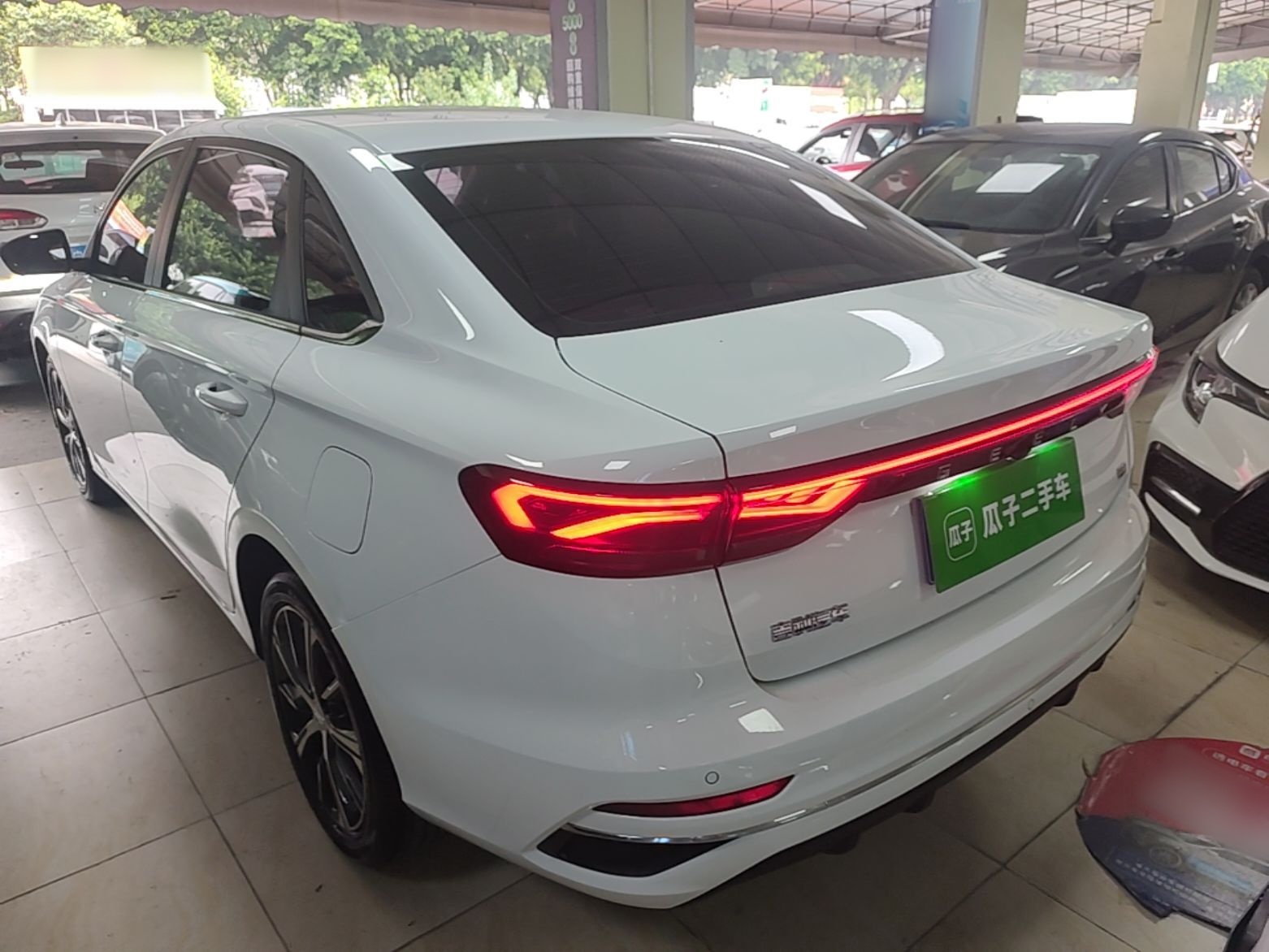 Geely Auto Emgrand 2022 4th Generation 1.5L CVT Luxury Model - Premium — снимка 4