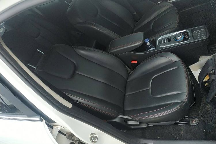 Used Dayun Yuehu 2021 32.85 kWh Two-Wheel-Drive Sprite Version