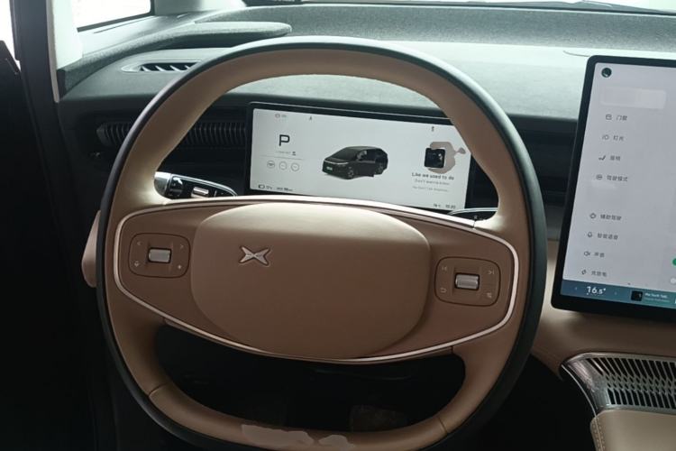 Used XPeng X9 2024 702 Ultra-Long Range Max