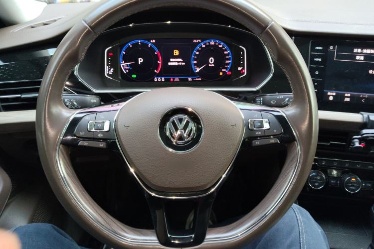 Used Volkswagen Passat 2019 380TSI Prestige Edition China VI Standard
