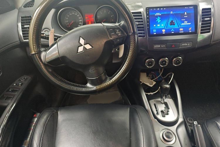 Used Mitsubishi Outlander 2010 Kinhui 2.4 Fashion Edition