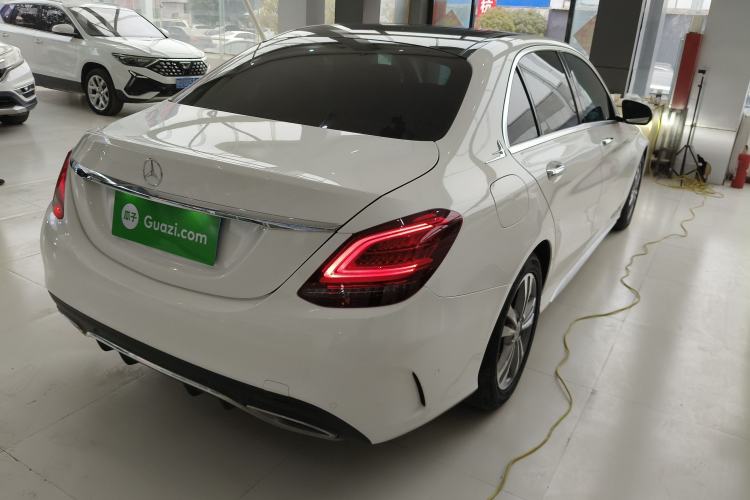 Used Mercedes-Benz C-Class 2021 C 200 L Fashion Edition Sport Version Rear Right 45 Deg