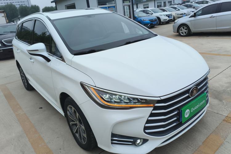 Used BYD Song MAX 2019 1.5T Automatic Smart Connect Ruiyi Sunroof Model 7 Seats China VI Standard
