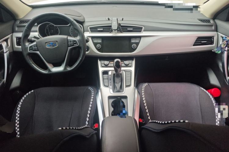 Used Geely Auto Emgrand X7 Sport 2016 1.8TD Automatic ZhiShang Model Center Console