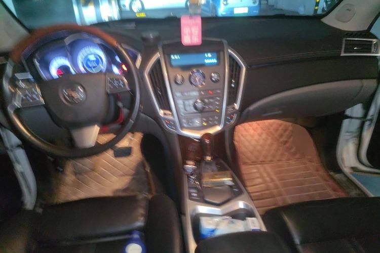 Used Cadillac SRX 2011 3.0L Flagship Edition
