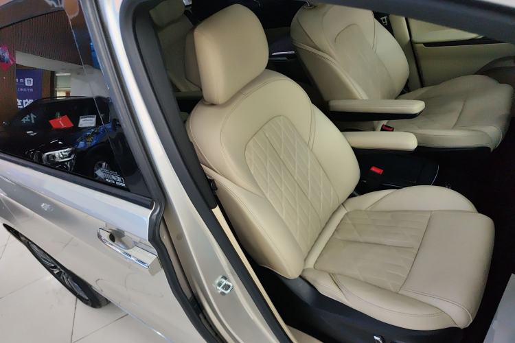 Used Buick GL8 2022 ES Landtrek 653T Flagship Model