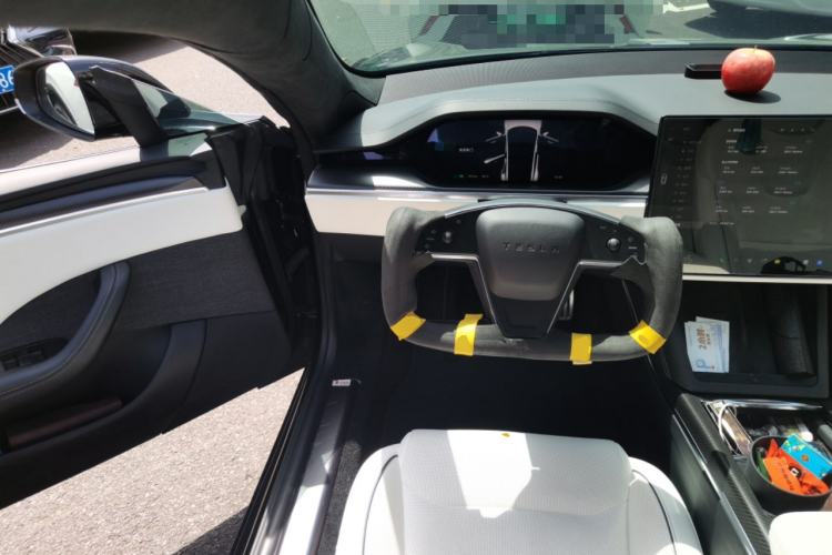 Used Tesla Model S 2023 Three-Motor All-Wheel-Drive Plaid Version