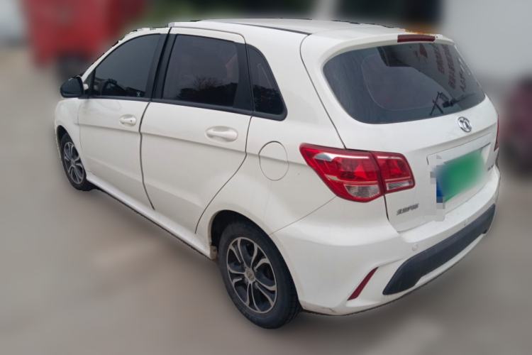Used BAIC Senova D20 2015 Hatchback 1.5L Automatic Joyful Edition
