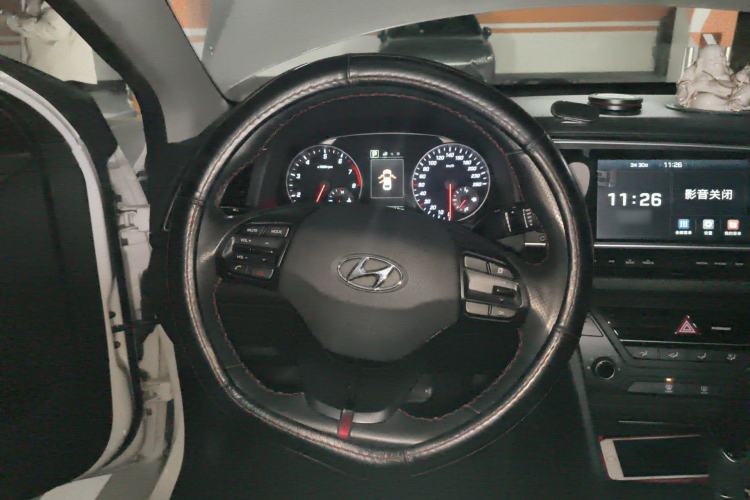 Used Hyundai Elantra (6th Generation / Lingdong) 2018 1.4T Dual-Clutch Xuan Dong · Dynamic Edition Steering Wheel