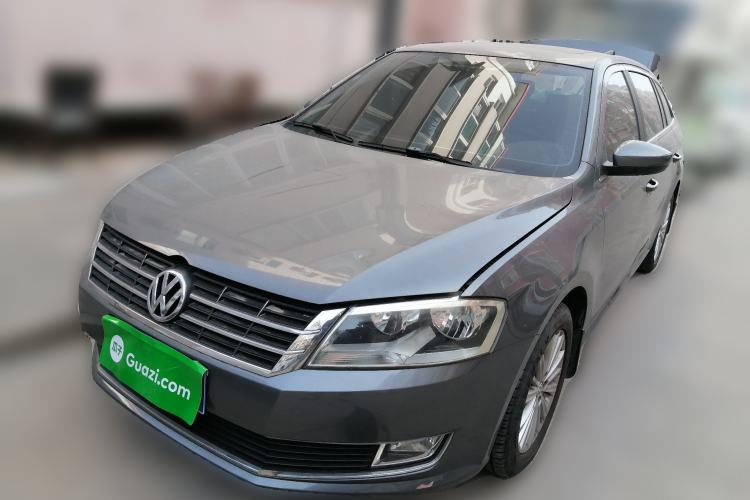Used Volkswagen Gran Lavida 2013 1.4 TSI Manual Comfort Model