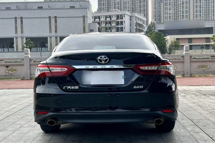 Used Toyota Camry 2021 2.0G Luxury Edition
