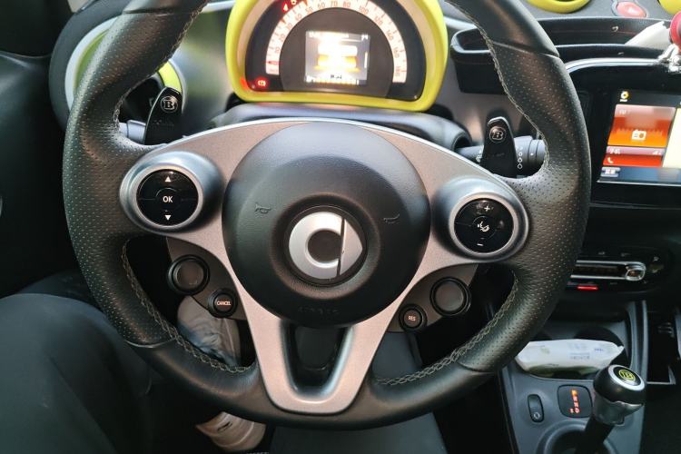 Used smart fortwo 2018 0.9T 66kW Convertible Brilliant Grey Special Edition China V Emission Standard
