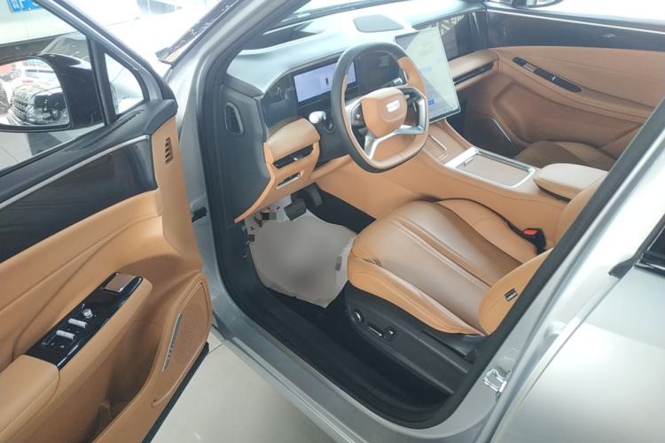 Used Geely Galaxy L7 2025 EM-i 115km Exploration+ Edition Driver Seat