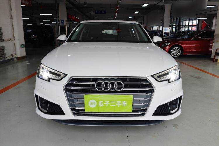 Used Audi A4L 2019 40 TFSI Fashion Edition China VI Emission Standard
