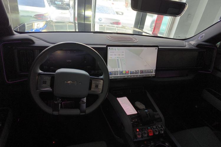 Used Formula Leopard 5 2023 Explore Edition