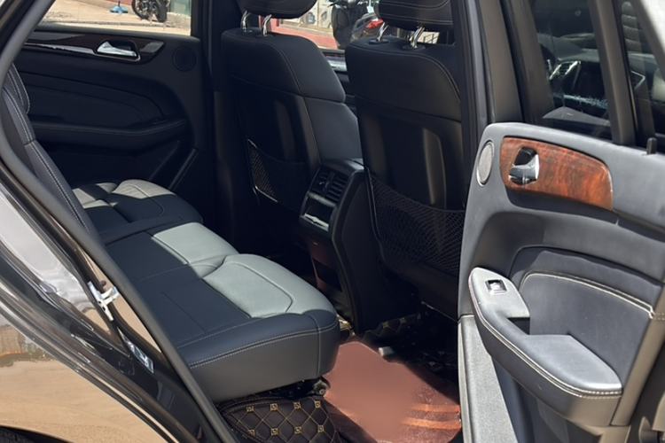 Used Mercedes-Benz M-Class 2015 ML 400 4MATIC Dynamic Model
