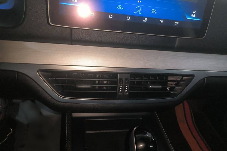 Used BYD Tang 2018 2.0T Automatic SmartConnect Prestige 7-Seater China V Standard
