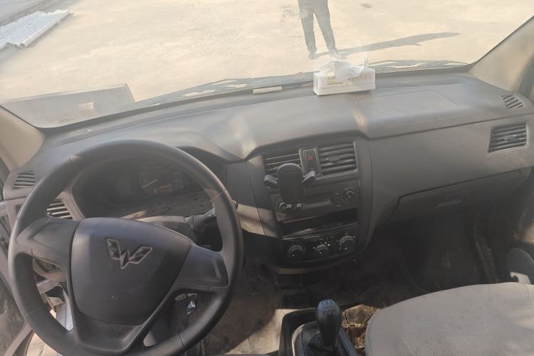 Used Wuling Rongguang S 2021 1.2L Base Model Window-Sealed 2-Seat LSI Car