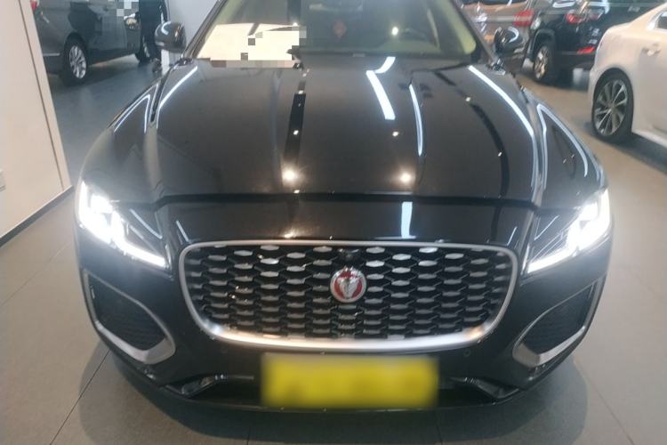 Used Jaguar XFL 2023 XFL 2.0T P250 Two-Wheel-Drive Luxury Deluxe Edition Front