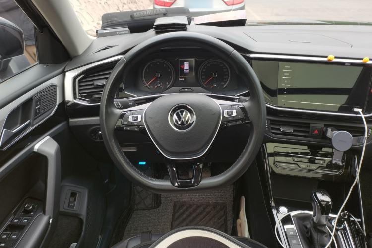 Used Volkswagen Tayron 2022 280TSI Two-Wheel Drive Luxury Smart Connectivity Version Steering Wheel