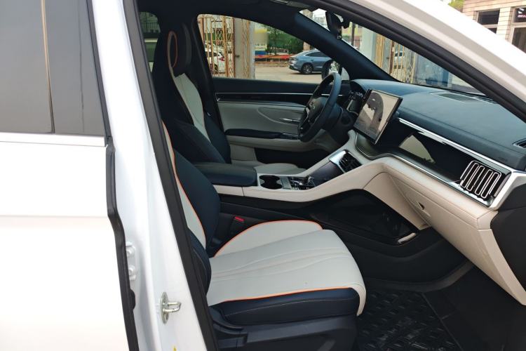 Used BYD Song PLUS New Energy 2023 Champion Edition DM-i 110KM Flagship Model Right Front Seat